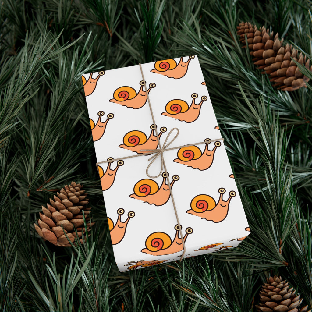 Cute Snail Gift Wrapping Paper, Roll with Cute Snail Design - Perfect for Nature Lovers, Kids' Birthdays, Holidays, Crafting, DIY Projects