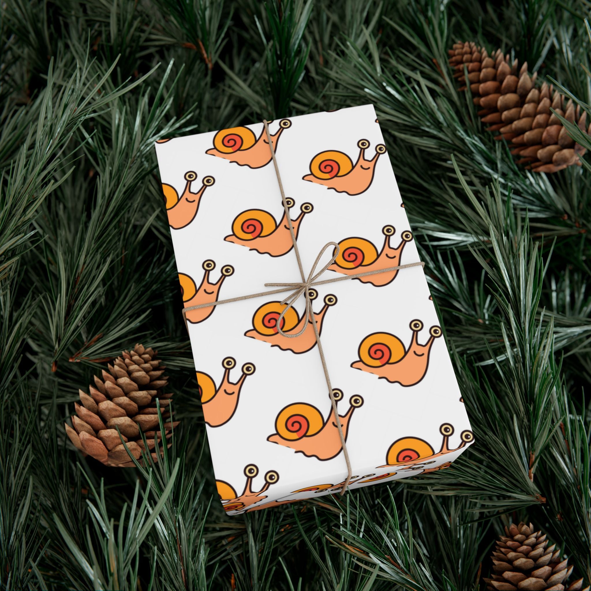 Cute Snail Gift Wrapping Paper, Roll with Cute Snail Design - Perfect for Nature Lovers, Kids' Birthdays, Holidays, Crafting, DIY Projects